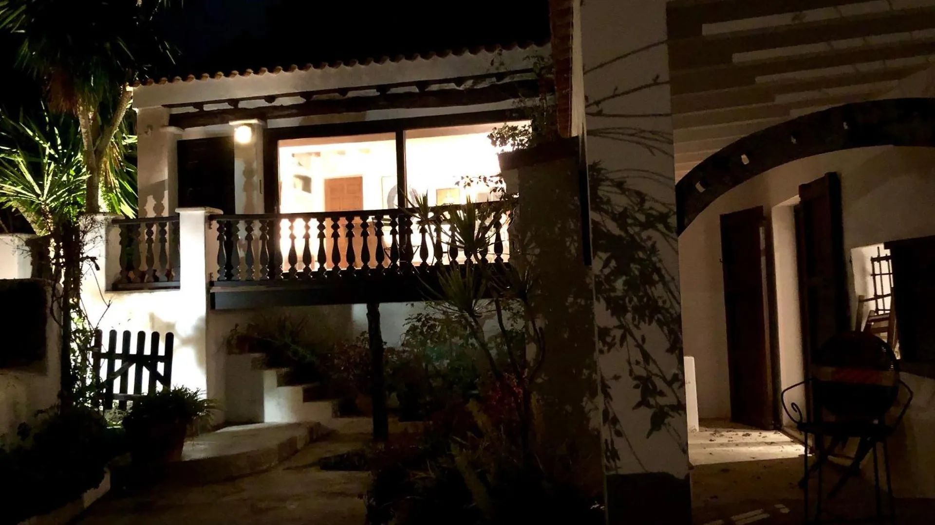 Encantadora Casa Ibicenca Sant Josep de sa Talaia Spain